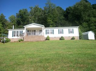 428 Greenway Rd, Cedar Bluff, VA 24609