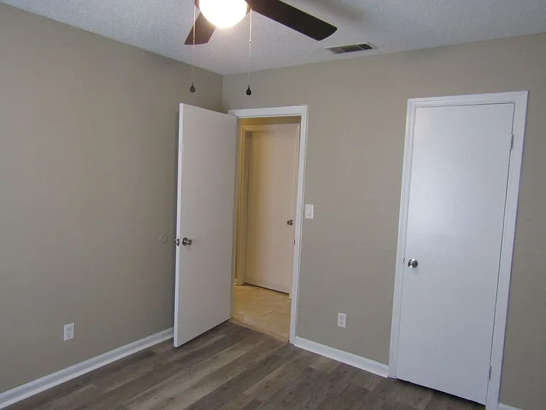 255 Garden Cir — Photo 14