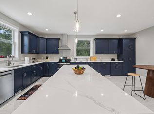 920 Drift Rd, Westport, MA 02790