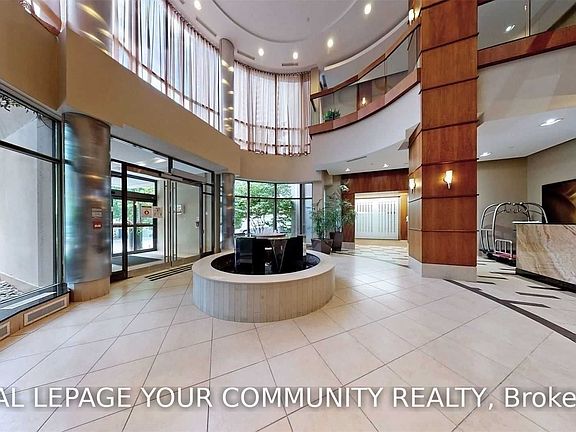 2nd image of 10 Northtown Way Space H11