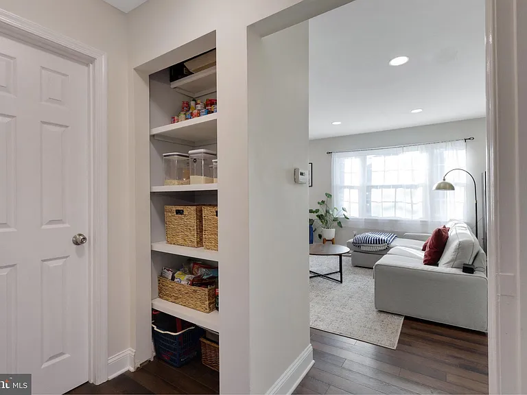 3290 Applegate Ct — Photo 10