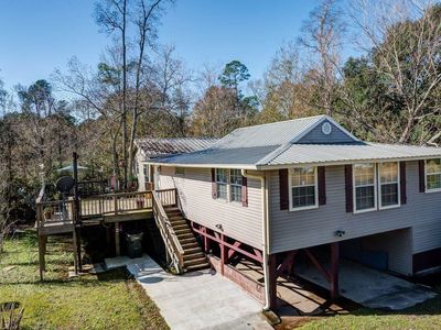 5595 Kelly Rd, Pearlington, MS, 39572