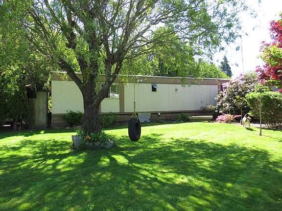 3rd image of 11509 242nd Avenue Ct E