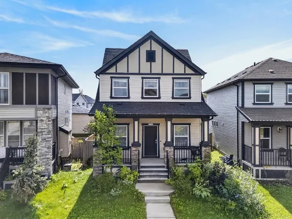 21711 99th Ave NW, Edmonton, AB T5T 4T7