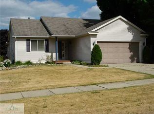 1306 Daylily Dr, Holt, MI 48842