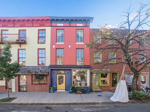 211 W Read St #3, Baltimore, MD 21201