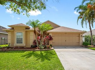 19353 Garden Quilt Cir, Lutz, FL 33558
