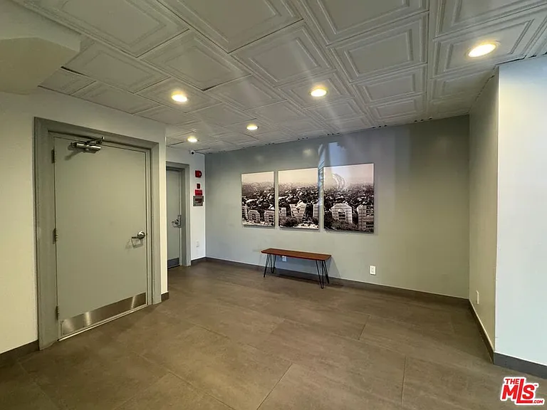 960 Larrabee St #126 — Photo 11