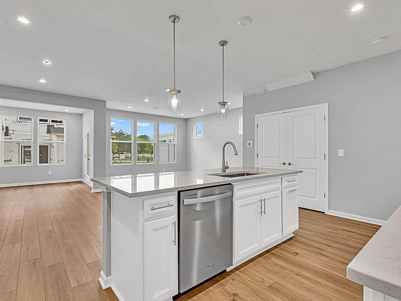 4th image of 3385 Abberley Dr Lot 904