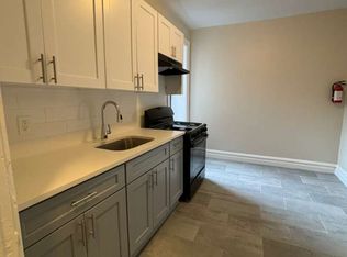 125 Osborne Ter #7, Newark, NJ