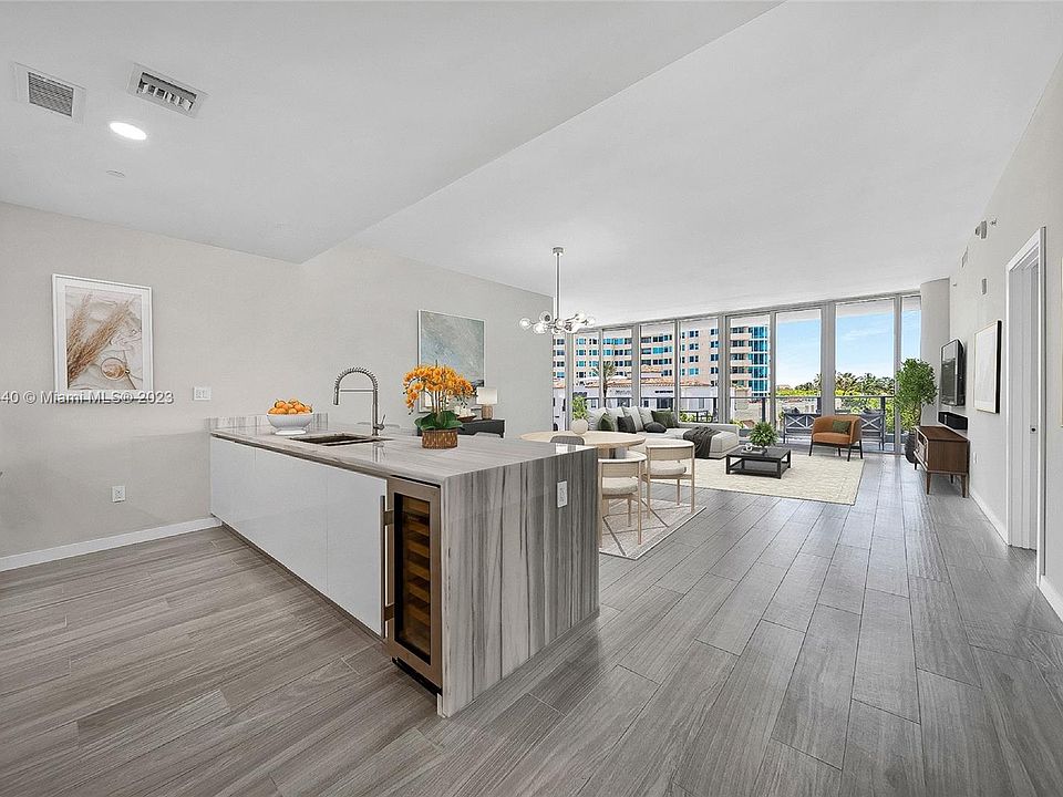 1st image of 801 S Pointe Dr APT 306