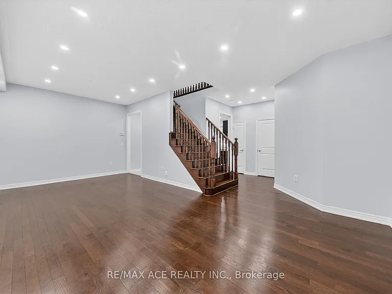 10 Gusul Ave — Photo 7
