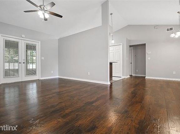 3rd image of 11222 Rosehill Dr