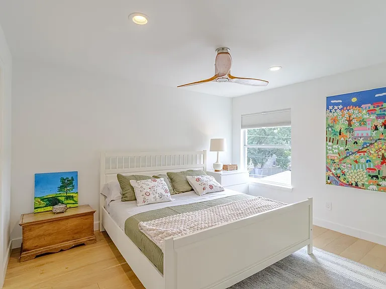 3507 Drummond St — Photo 16