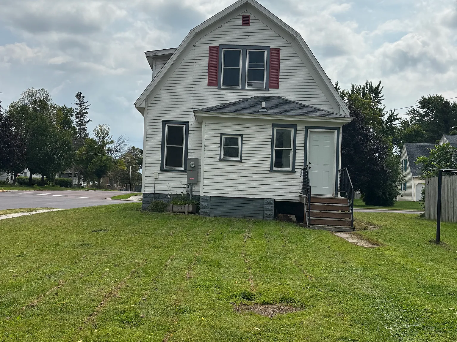 2 bed, 1384 sqft, $1,450 — Photo 2