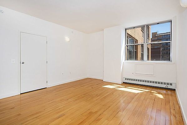 1st image of 444 Manhattan Ave APT 6O