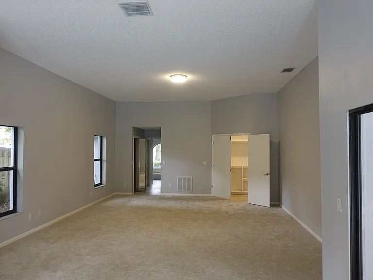 2939 Chancery Ln — Photo 12