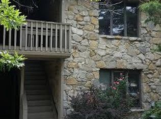 106-4 E Green Meadows Rd, Columbia, MO 65203