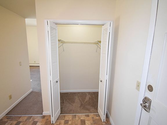 4th image of 421 Canal St APT 1