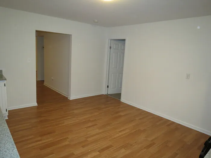1680 Hillcrest Ave — Photo 8