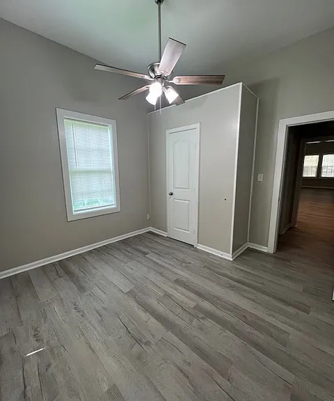 2915 Magnolia St — Photo 9