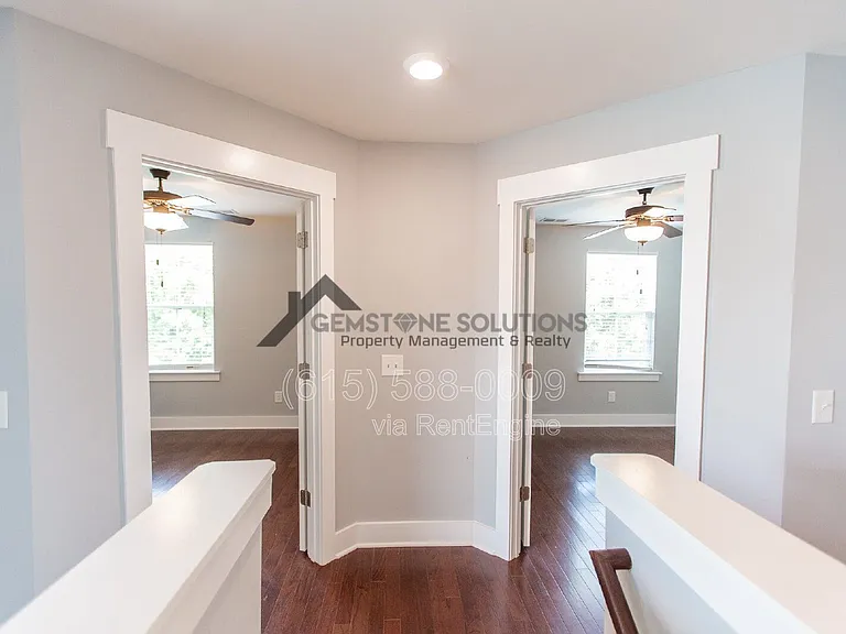 1041 Honey Bush Cir — Photo 32