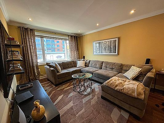 5th image of 6281 Woodhaven Blvd #2
