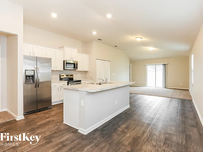 9023 Kipper Dr — Photo 6