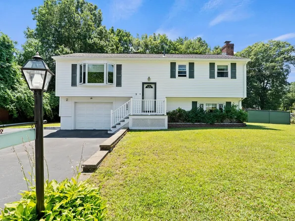 9 Cypress Street, Salem, NH 03079