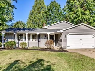 8771 Gatewood Dr, Mentor, OH 44060