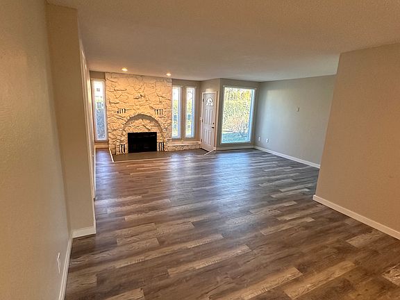 5th image of 2580 SE Courtney Ave APT 8