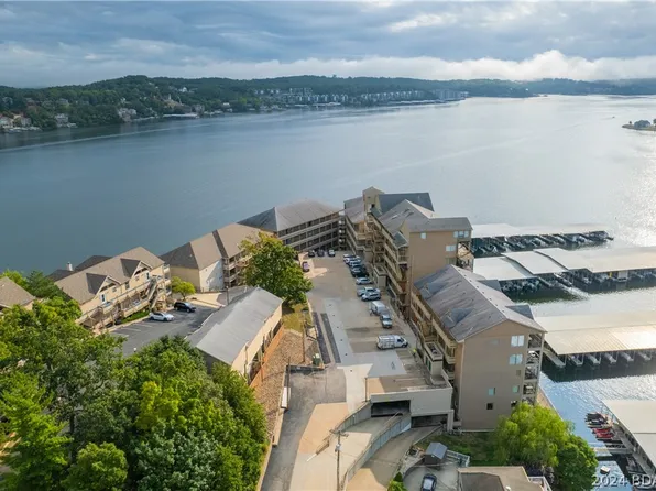 37 Falls Dr #1A, Lake Ozark, MO 65049