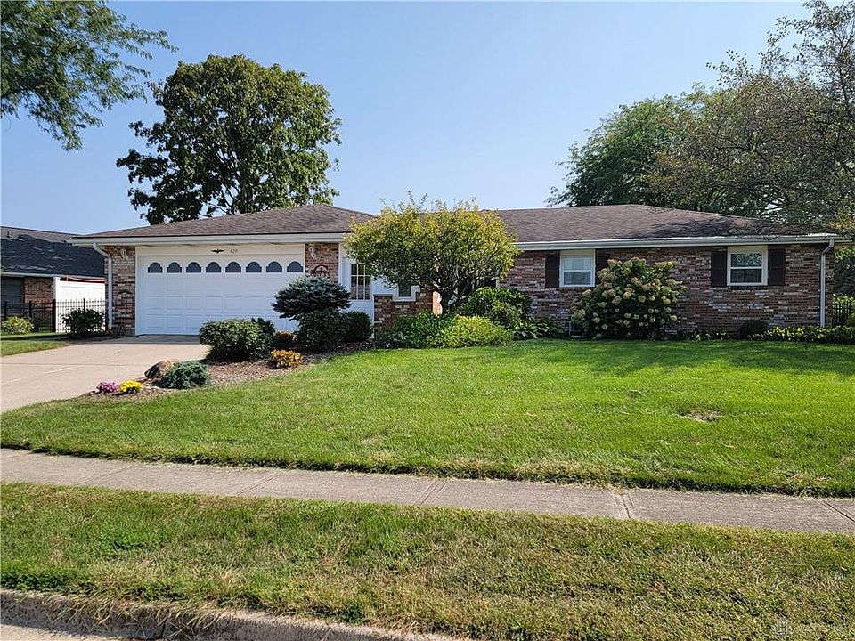 1st image of 429 Edgebrook Ave