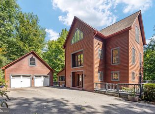 12525 Paradise Spring Rd, Clifton, VA 20124