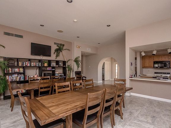 5th image of 3210 Sweetwater Ave Unit 331