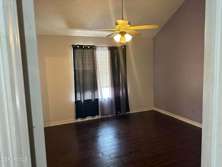 408 Hadley Pl — Photo 29