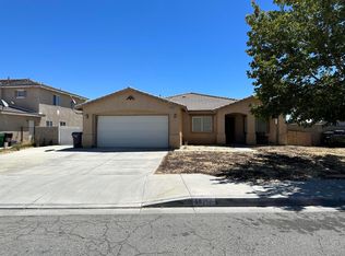 45250 Spahn Ln, Lancaster, CA 93535