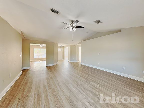3rd image of 8606 Lisa Blvd