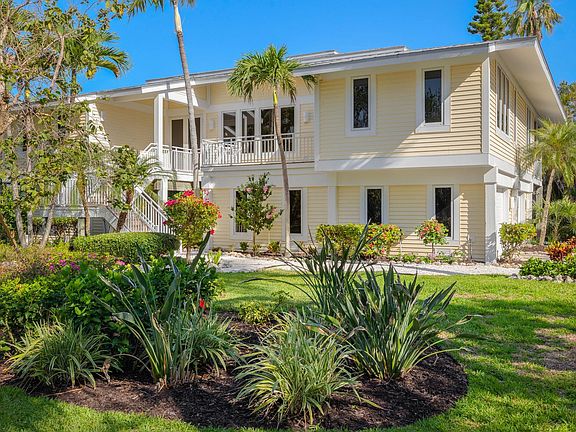 3rd image of 2681 Coconut Dr