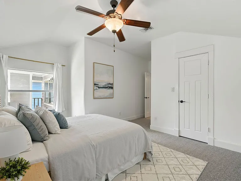 5535 Willis Ave — Photo 12