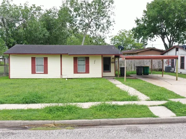 2903 Wildwood St, Victoria, TX 77901