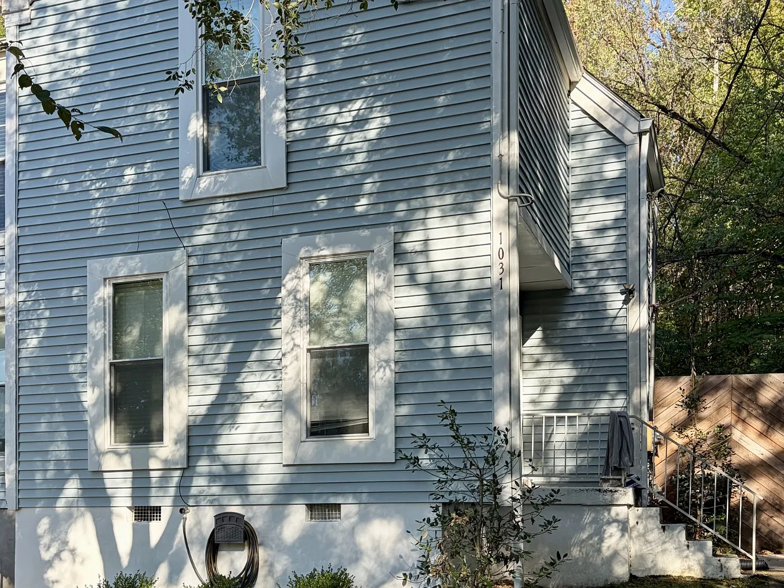 2 bed, 2.0 bath, 1032 sqft, $1,975 — Photo 2