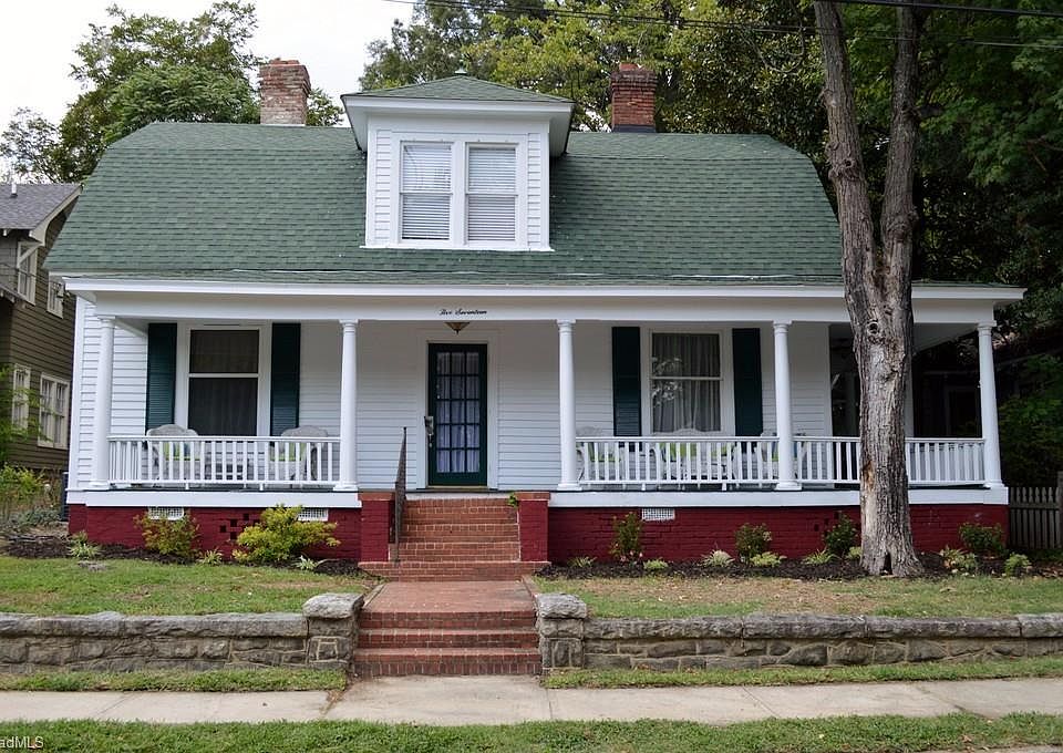 1st image of 517 Park Ave