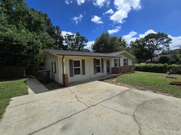 6202 Fairview Dr, Pensacola, FL 32505
