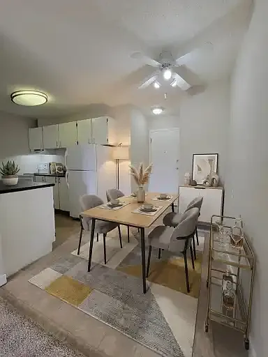 5820 58a St #1A — Photo 6