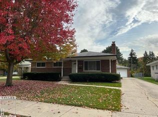 11088 Rosselo Dr, Warren, MI 48093