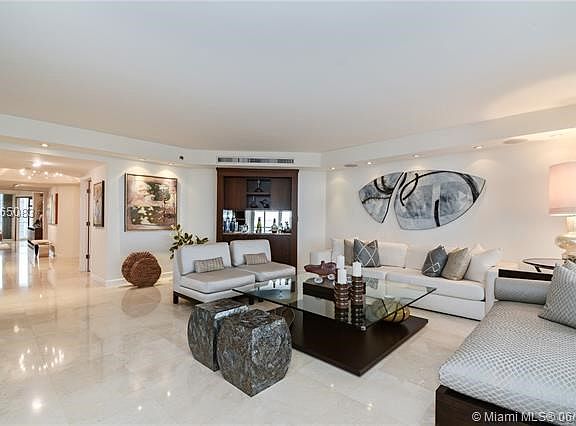 4th image of 7000 Island Blvd APT 1709