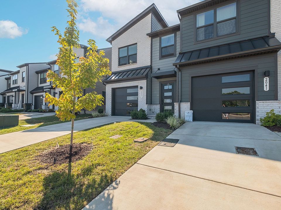 1st image of 2037 Walnut Ln
