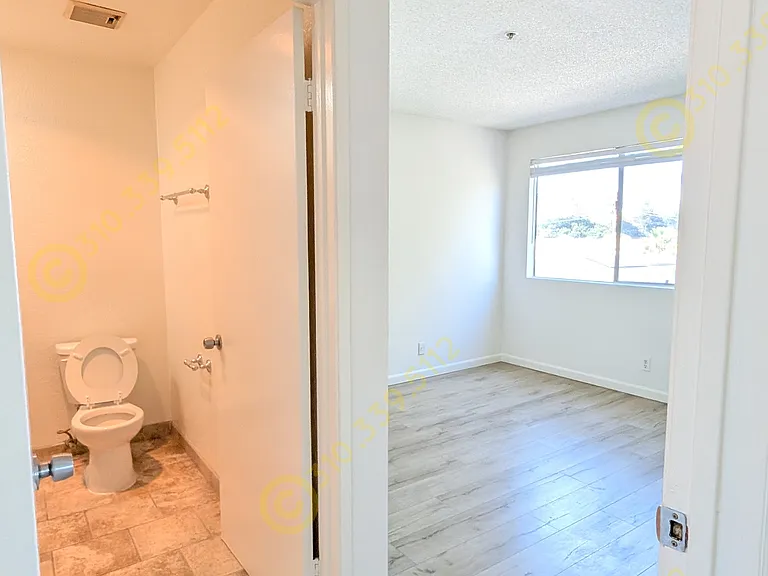 3395 S Vinton Ave #401 — Photo 21