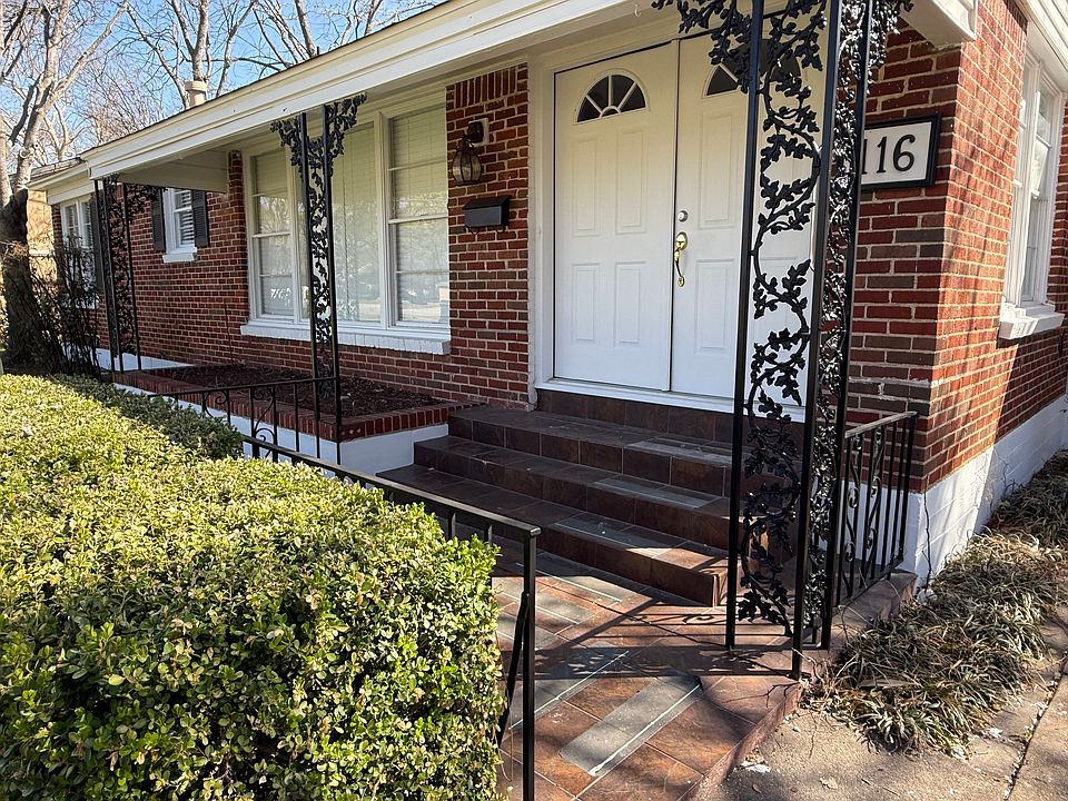 1st image of 116 W Park Row Dr
